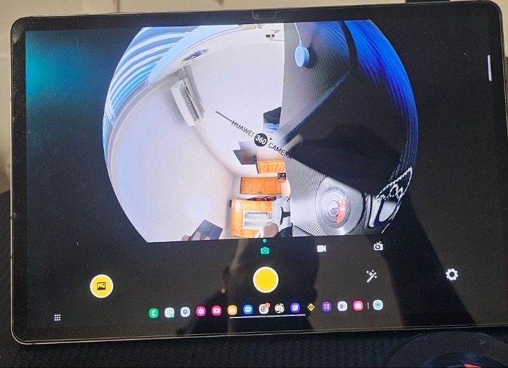 Huawei CV60 EnVizion 360 Panoramic VR Camera offers full 360-degree ca