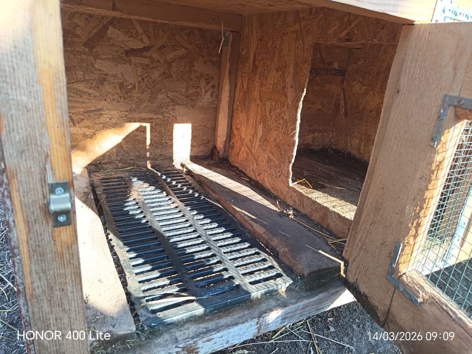 Cușcă iepuri cu 3 compartimente