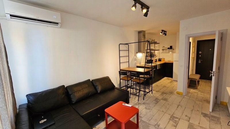 Дава се под наем Двустаен апартамент в София, Зона Б-19 - 55 кв.м за 766 € - Снимка #1