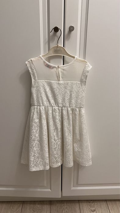 Платье для девочки белое