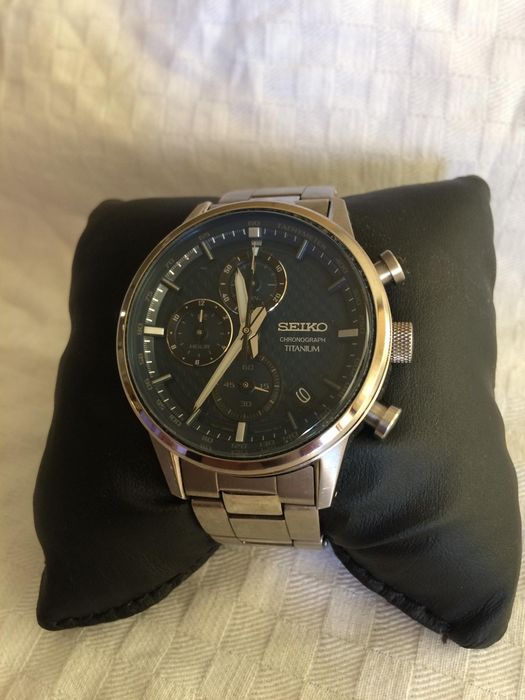 Мъжки часовник Seiko Chronograph Titanium SSB387P1
Продавам страхотен