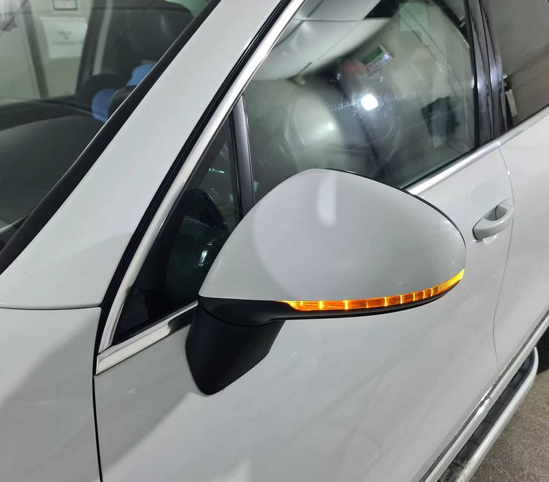 Гаранция! Нови Динамични Мигачи за VW Touareg 7P 2010 - 2018