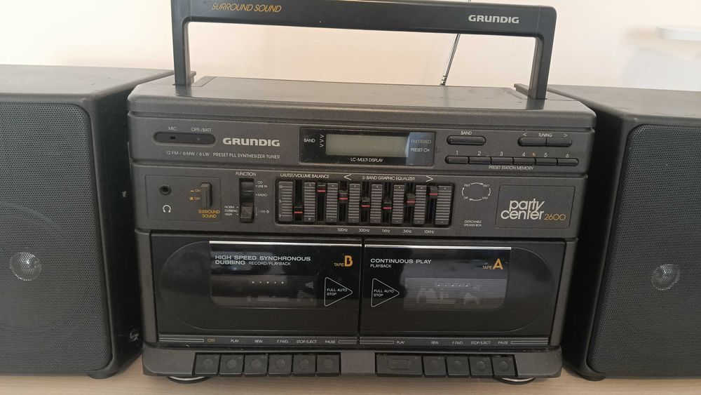 Radiocasetofon GRUNDIG Party Center 2600