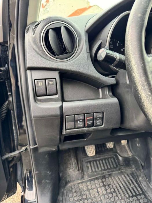 Mazda 5 2011, 7 locuri