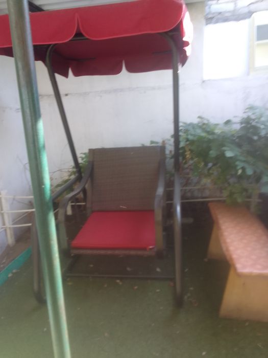 Продам качелю уличную