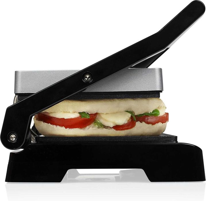 Tristar Gril de Contact 1000W GR-2854незалепващо покритие, лек дефект