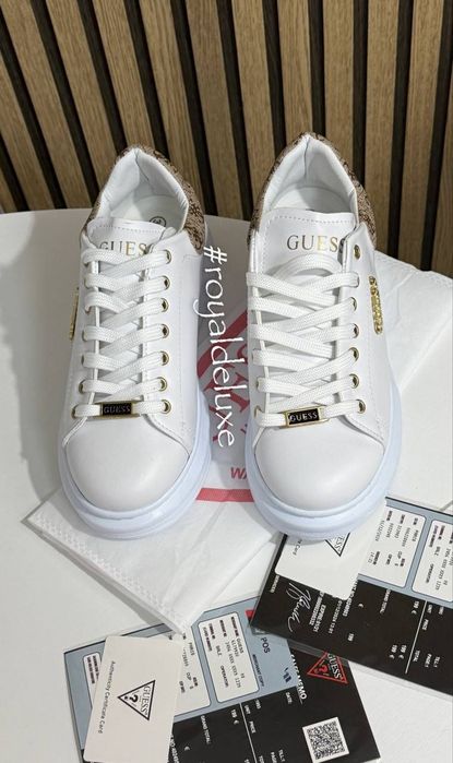 Adidași damă Guess