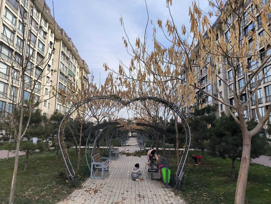 Продается 2/2/10 квартира на массиве Сергели 7, в ЖК "Seven Residence"