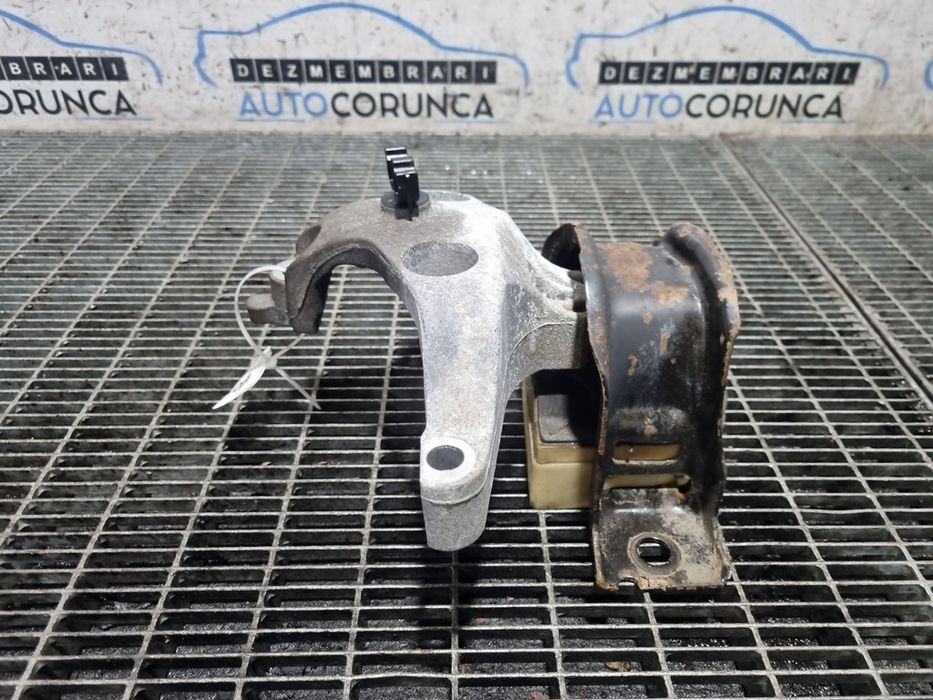 Suport Dacia Duster 1.5 Dci 2010 - 2013 Manuala (1304) Diesel MOTOR DREAPTA Garantie