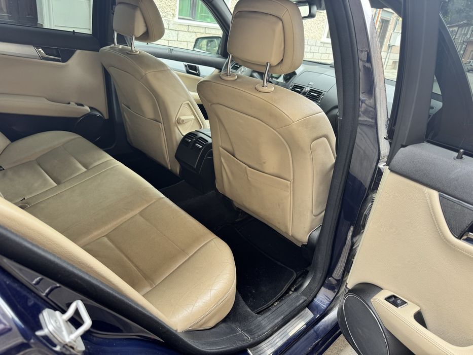 Mercedes C220 Avantgarde W204