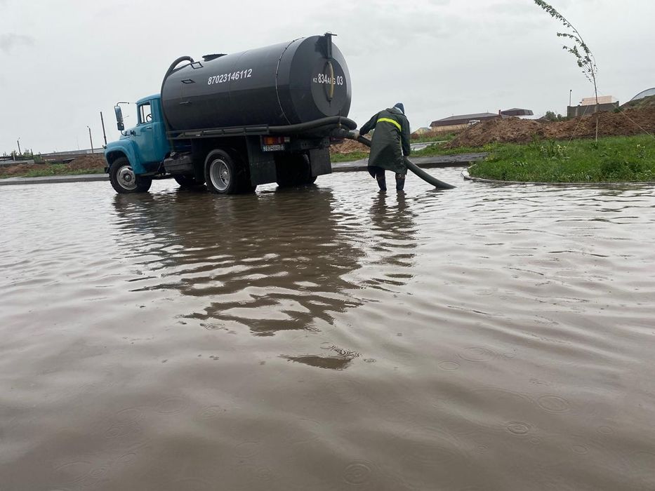 Продам Ассенизатор Зил