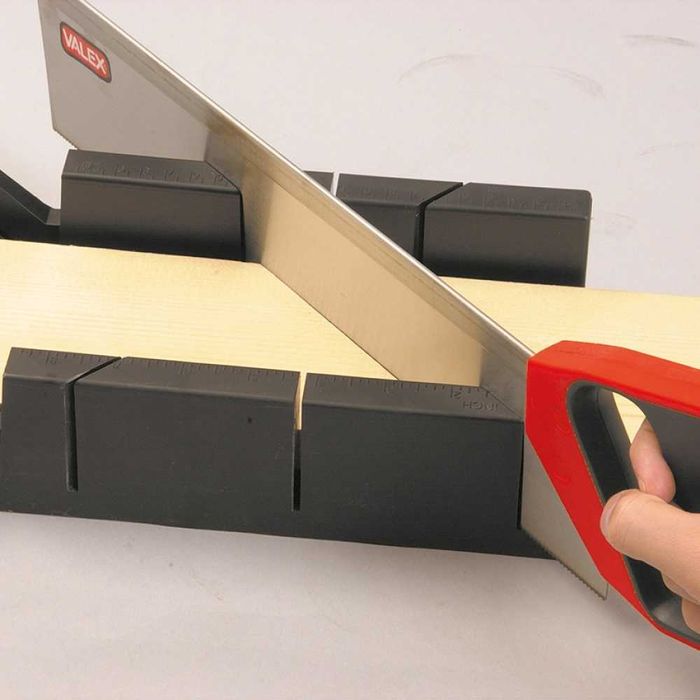 Трион пасвател с пластмасов шаблон