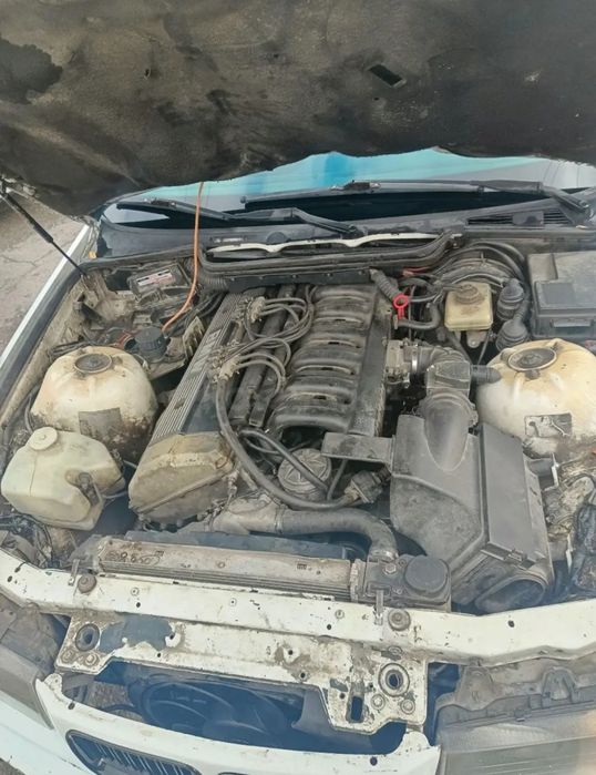 Продам BMW.E36.акпп