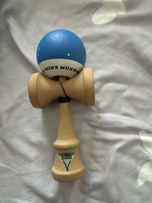 Kendama Krom pop rubber