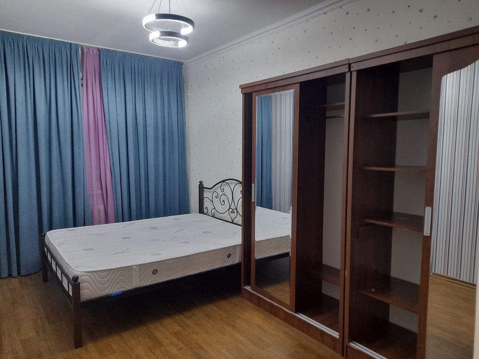 Срочно продаётся 2х3 кв. Возле Дварец Лисунова... Француский дом