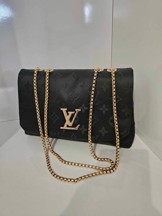 Чантички Loui vuitton