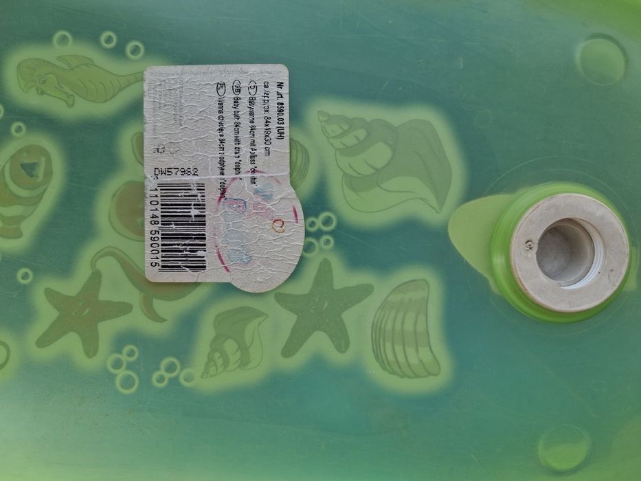 Тазик для купания ребенка со сливом