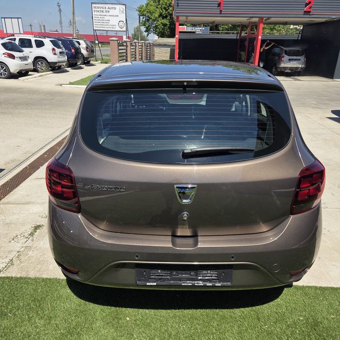Dacia Sandero an 2020 euro 6D , 999cm , 5300€