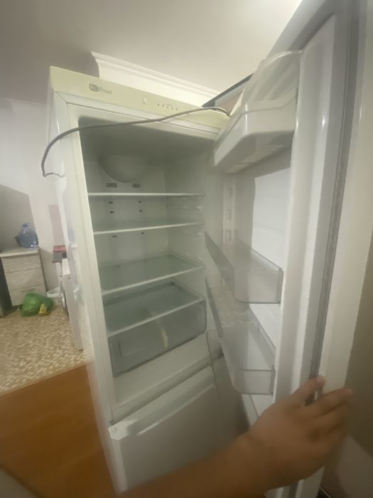 Холадильник двух яресный