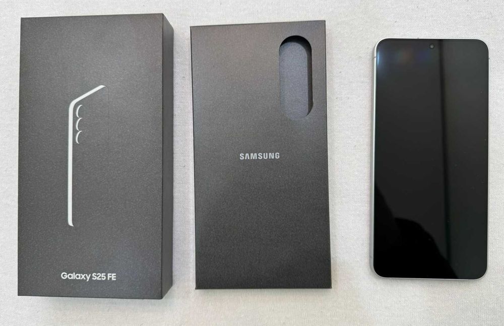 Samsung Galaxy S25 FE