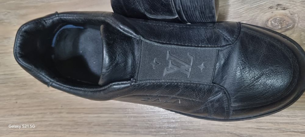 Угил болалар демосезонний туфлиси сотилади