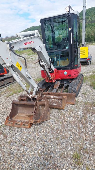 Takeuchi TB23R ,2018  2425 ora