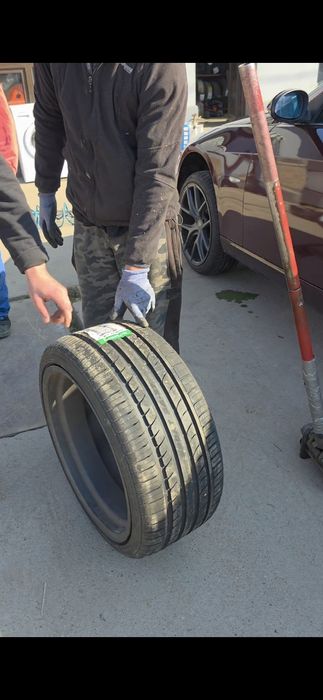 Anvelope vara noi 225-40-19 255-35-19