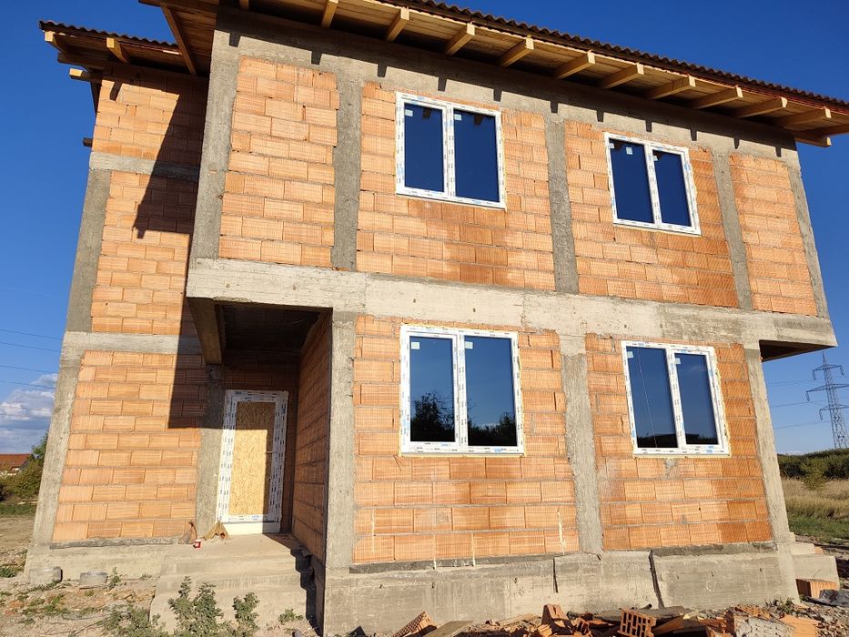 Vând Duplex Ghiroda