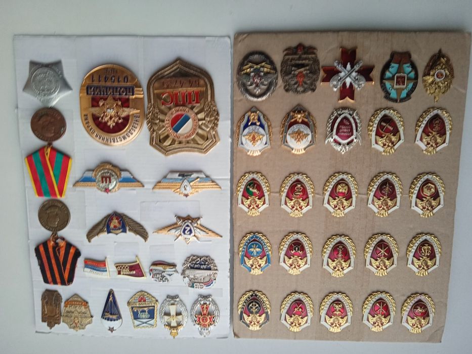 Продам коллекцию значков.