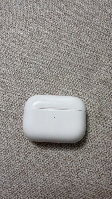 Airpods pro 2 ( правое ухо с кейсом)