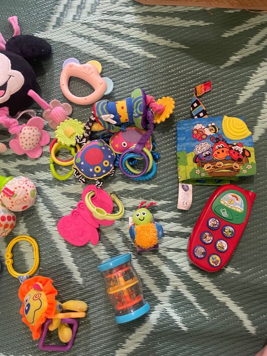 Lot 13 jucarii bebe minnie