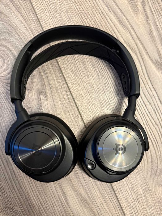 SteelSeries Artics Nova Pro Wireless