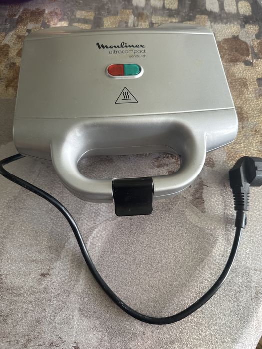 Продам сендвичницу.