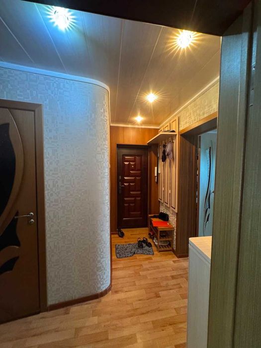 Продам 3 комнатную квартиру