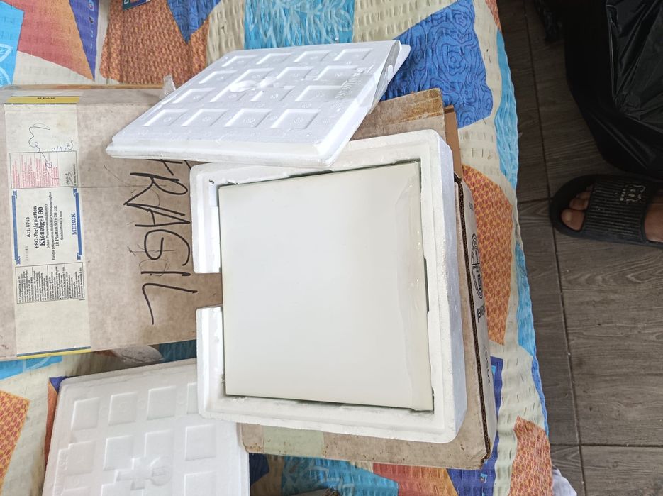 Vând urgent kit de cromatografie slim