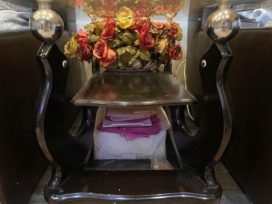 Продам журнальный столик