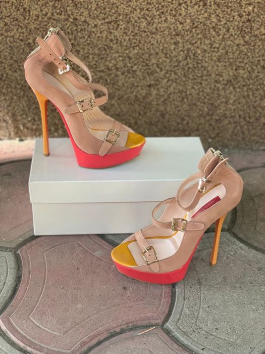 Sandale piele marime 36