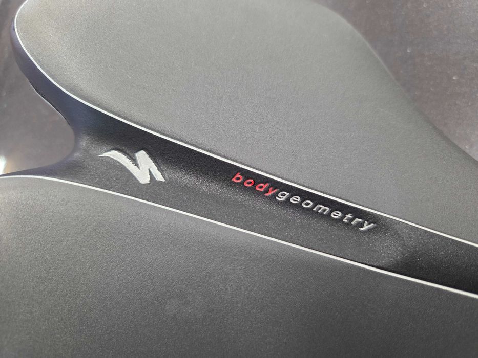 Удобна седалка за велосипед колело / Specialized Selle Italia Sonoma Gel