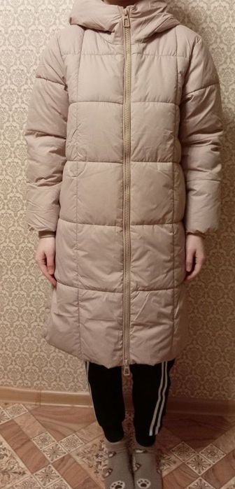 Новая беж куртка