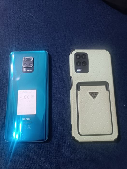 Продам два телефона в идеальном состоянии.