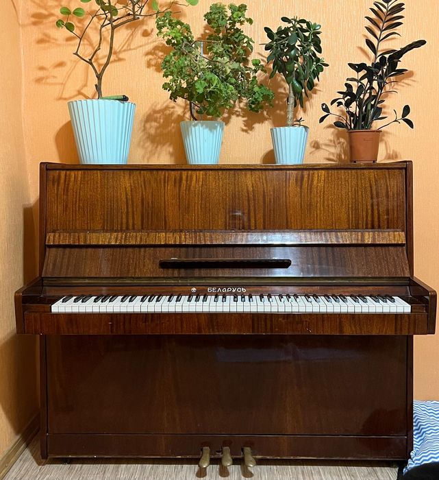 Пианино классическое