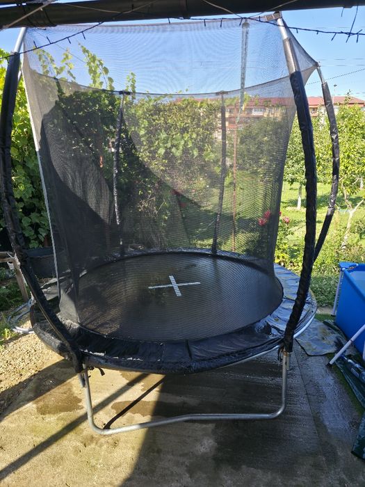 Trambulină copii cu diametrul de 244 cm