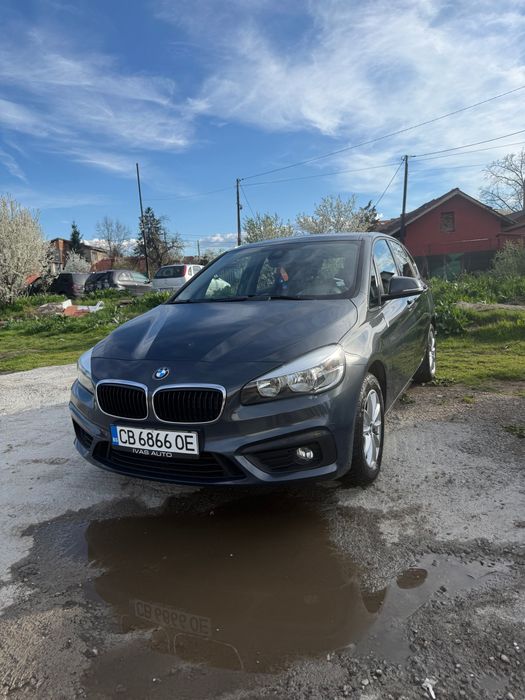 Продавам ВMW 2 Series 218 8 много добро техническko u Визуално състояние.