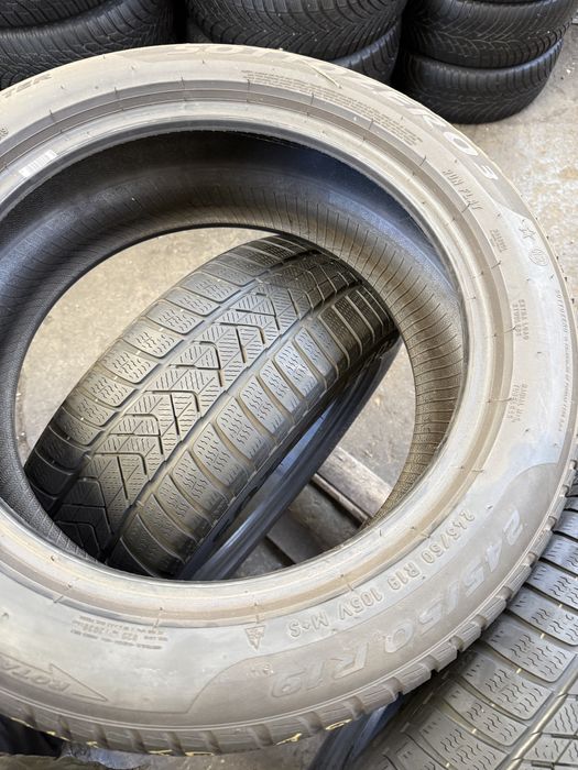 SET 4 Anvelope Iarna 245/50 R19 PIRELLI Sottozero 3 105V - Runflat