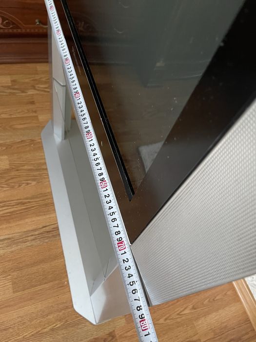 Телевизор + тумба .