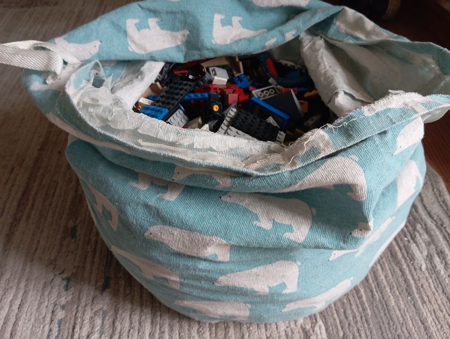 Продам большой пакет лего