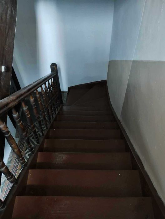 Тристаен с паркомясто в Центъра