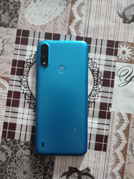 Моторола Е7 64ГБ  power