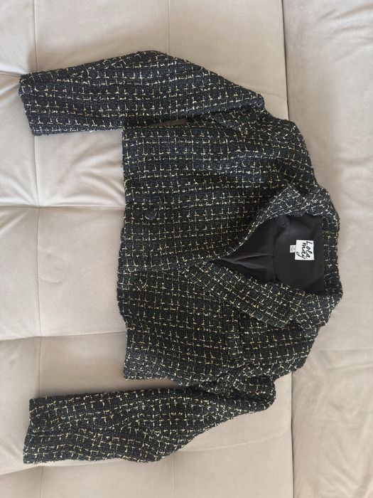 Късо сако черно със златисти нишки