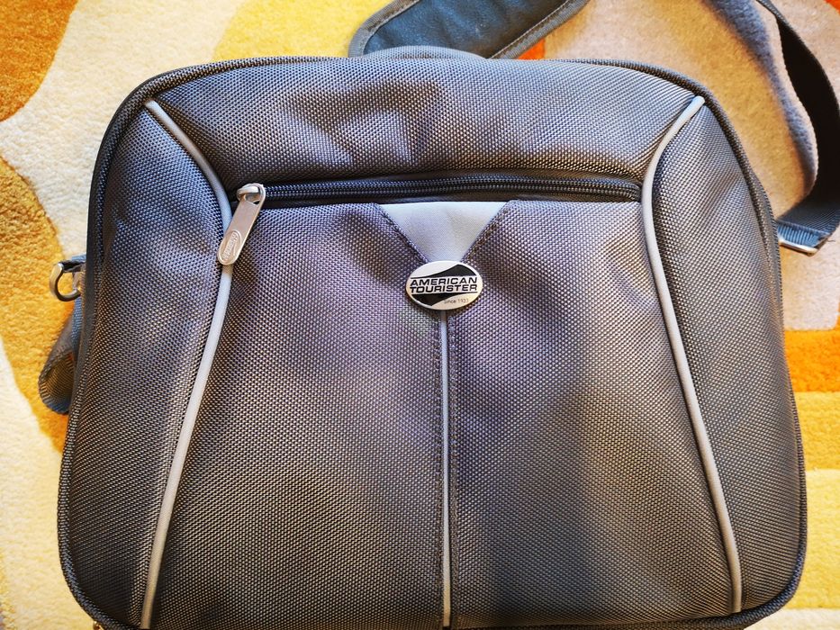 Чанта за козметика American tourister